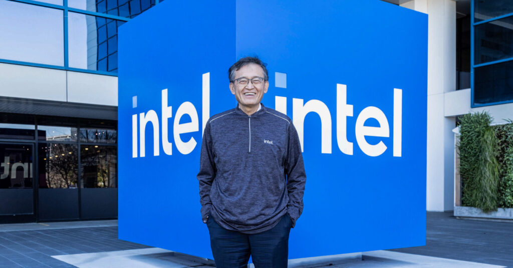 Trump Pressures Intel CEO Lip-Bu Tan to Step Down